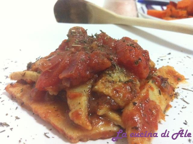 Straccetti di frittata al sugo aromatico